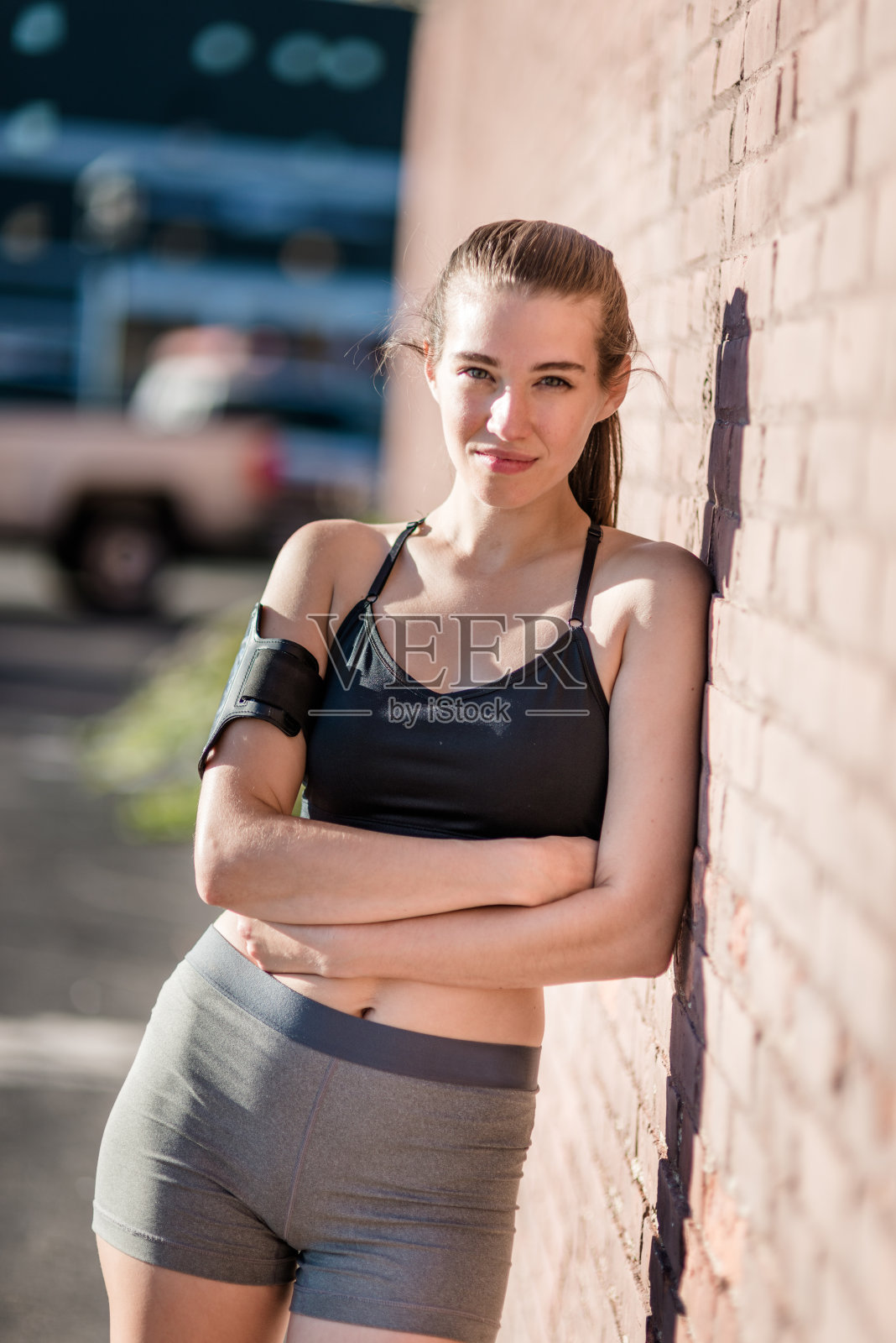 健身女子健身后放松照片摄影图片