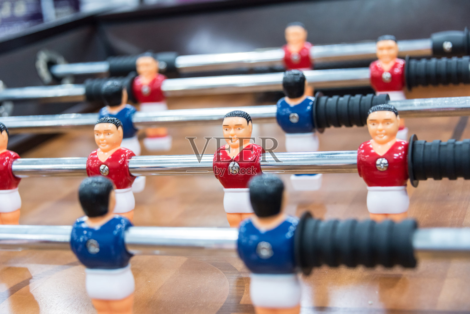 红队的桌上足球运动员照片摄影图片