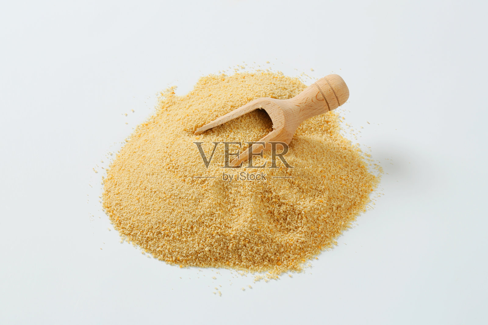 一堆面包屑和木勺照片摄影图片