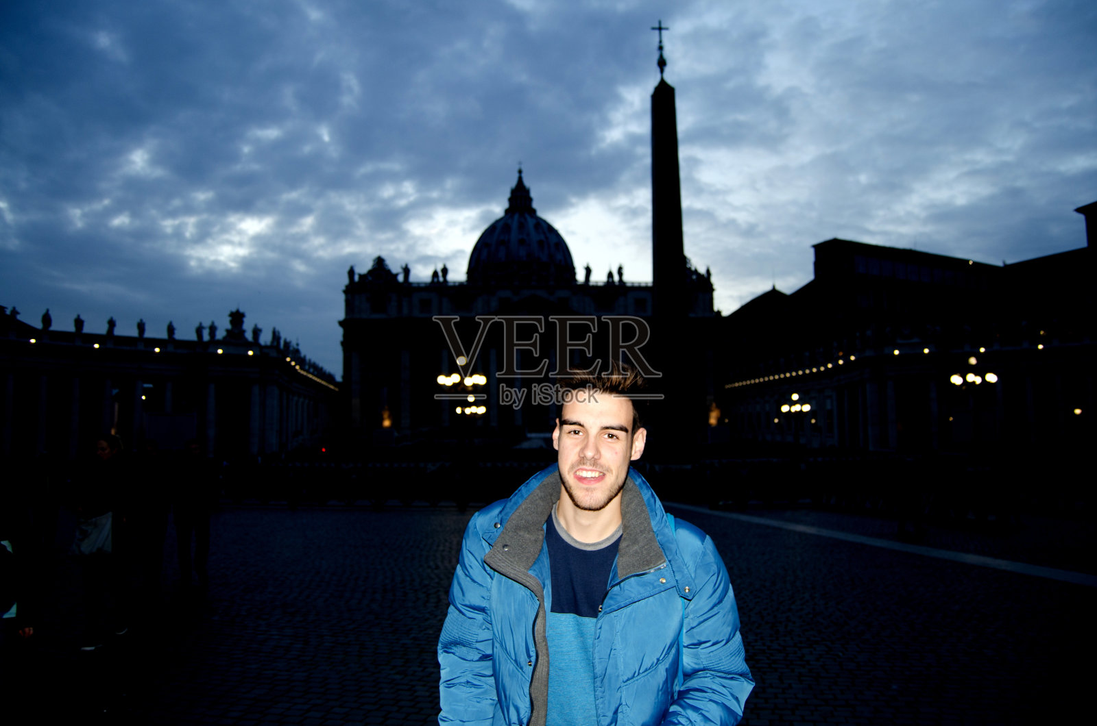 年轻人照片摄影图片