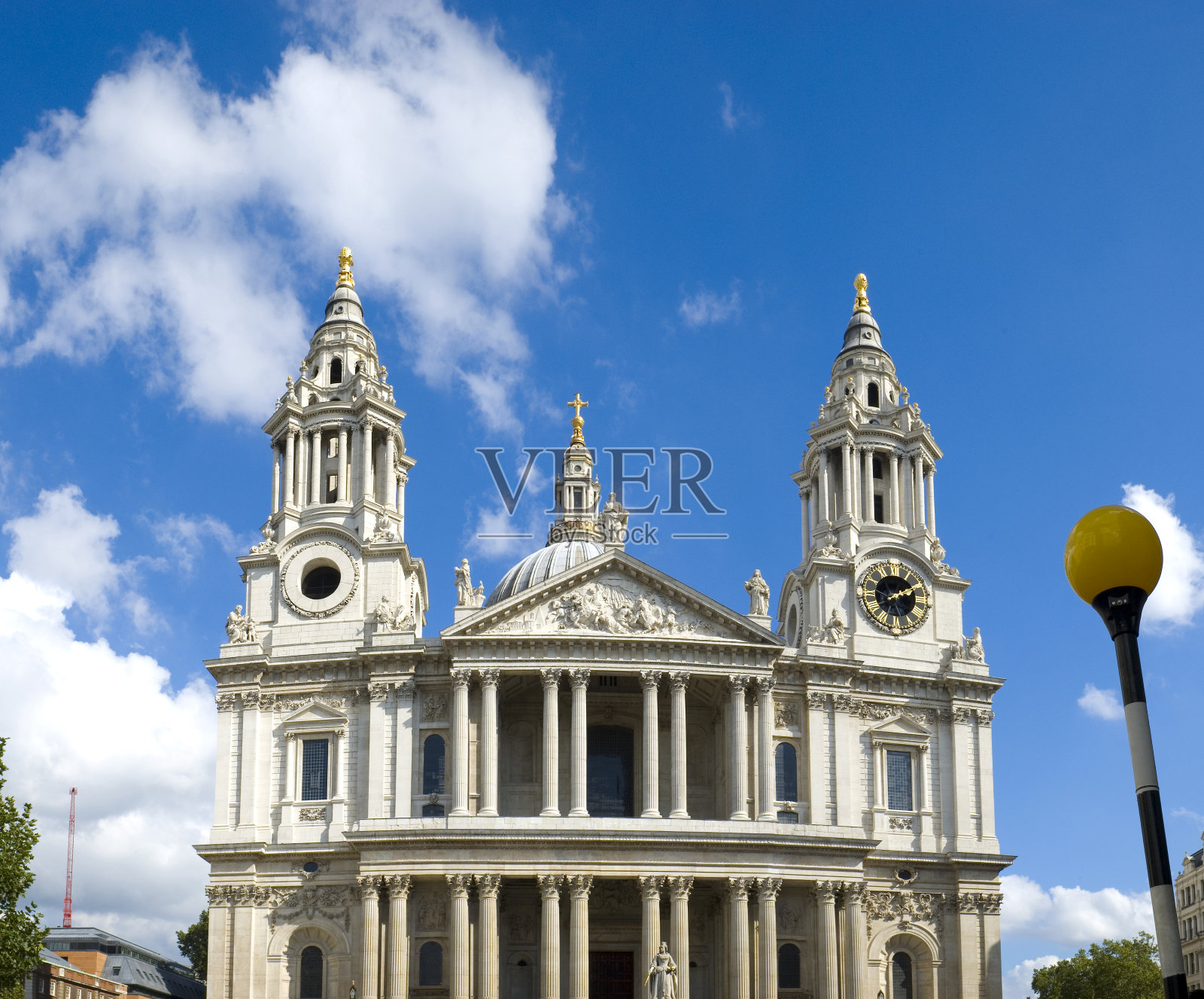 伦敦圣保罗大教堂的圆柱照片摄影图片