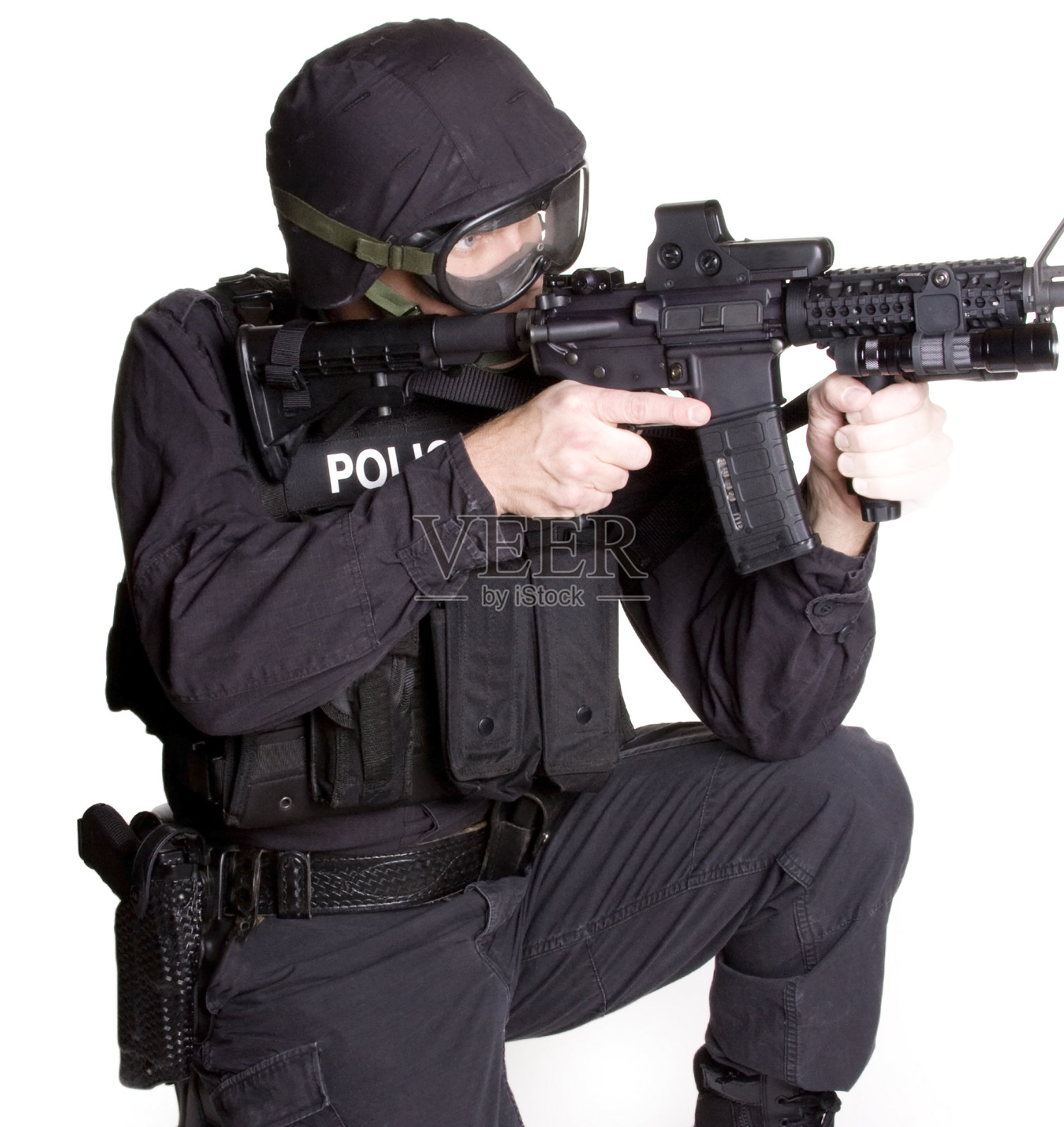 手持步枪的特警照片摄影图片