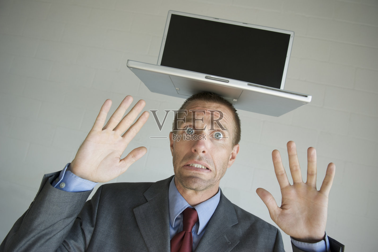 失去平衡照片摄影图片