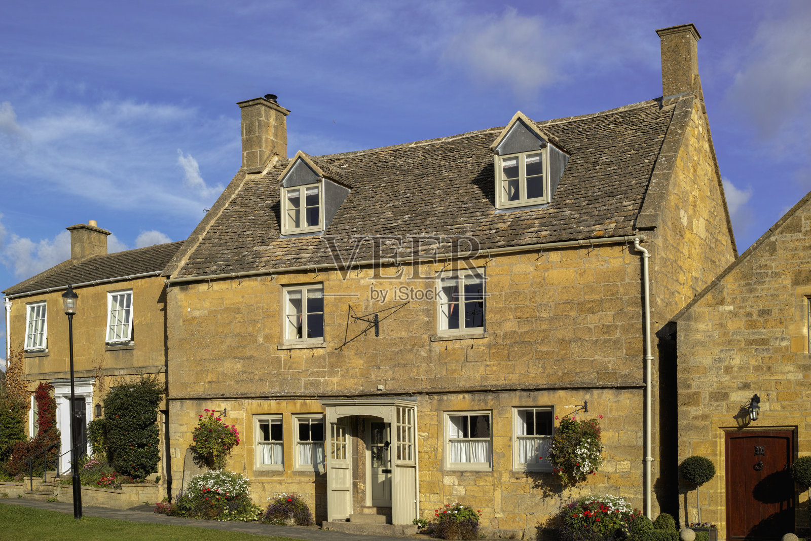 小镇的房子照片摄影图片