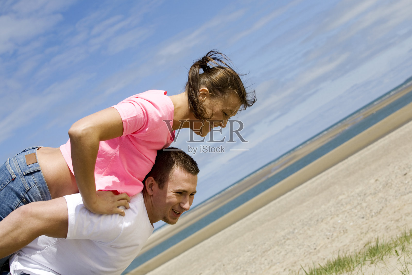 年轻人照片摄影图片