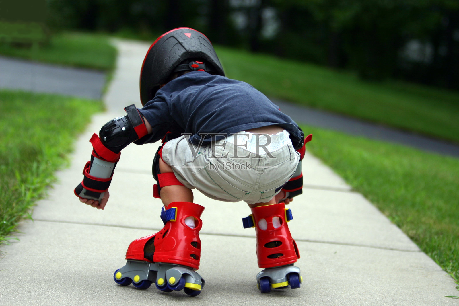 几乎下降了照片摄影图片