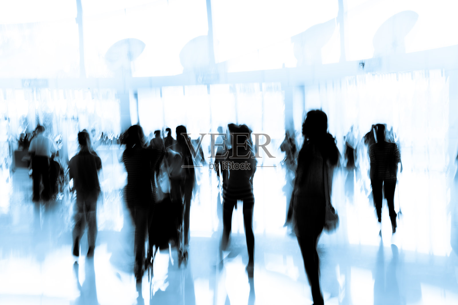 旅行的商务人士照片摄影图片