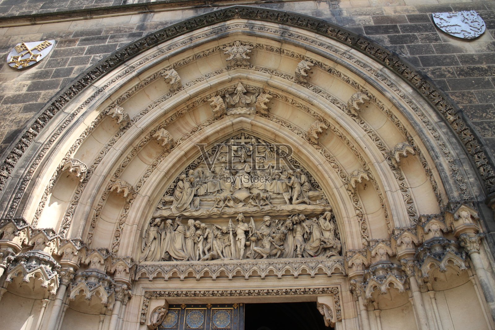 精美的石雕教堂大门拱门照片摄影图片