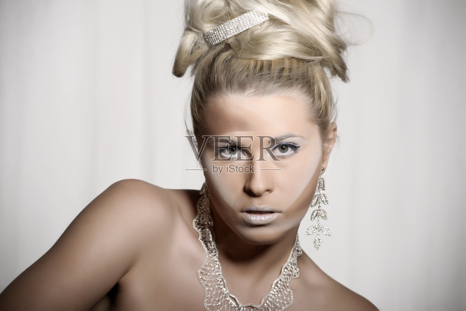 漂亮的女人照片摄影图片