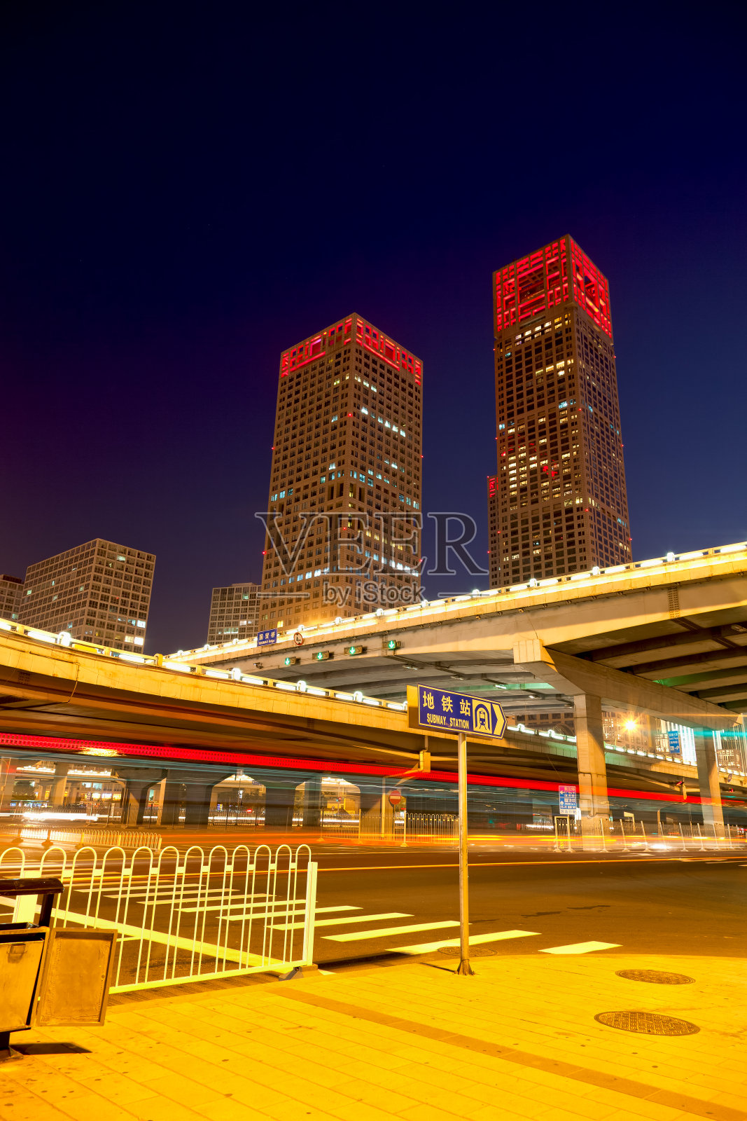 通往北京中央商务区的公路桥照片摄影图片