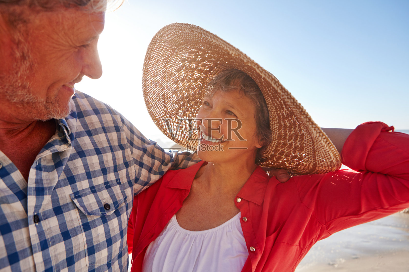 他们总是笑照片摄影图片