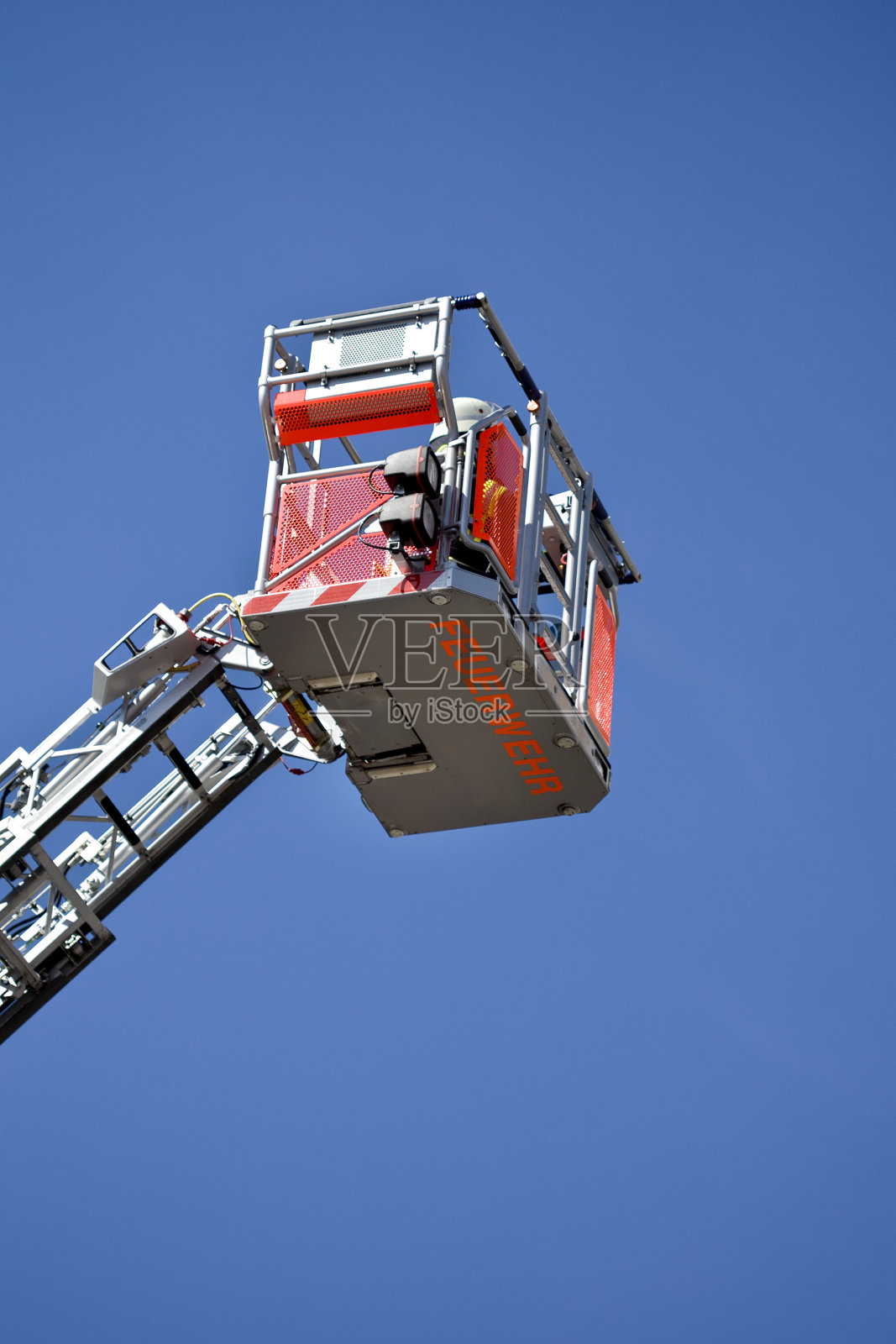 消防车、液压平台照片摄影图片