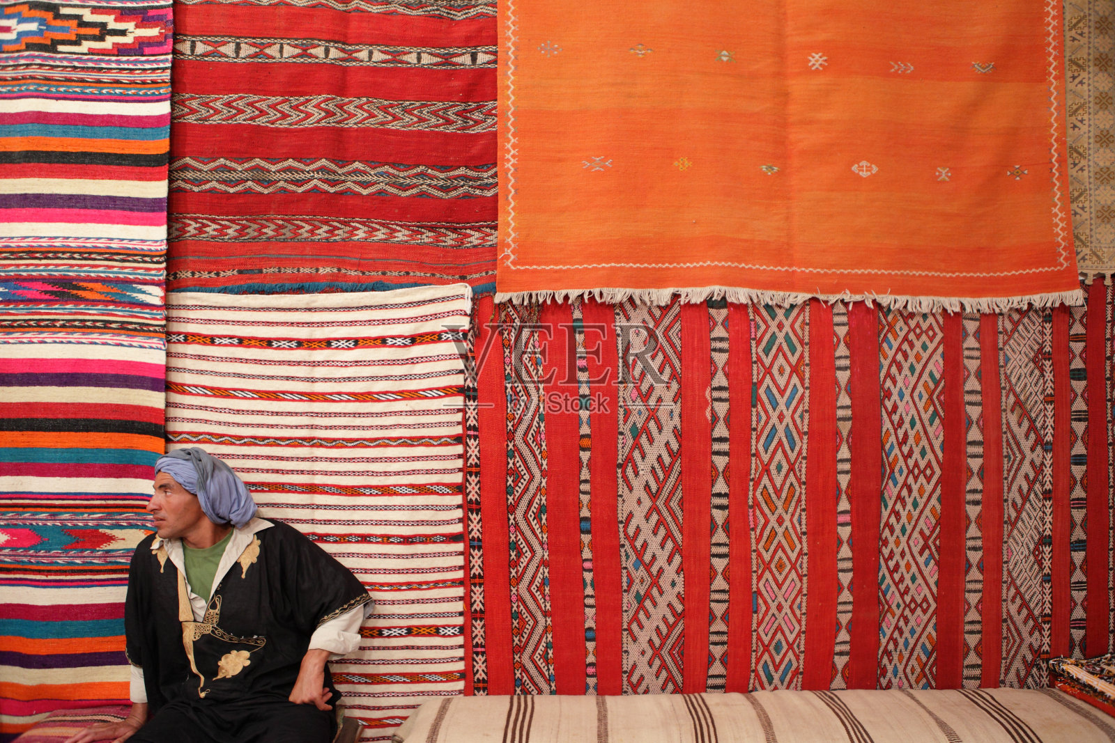 柏柏尔人的地毯照片摄影图片