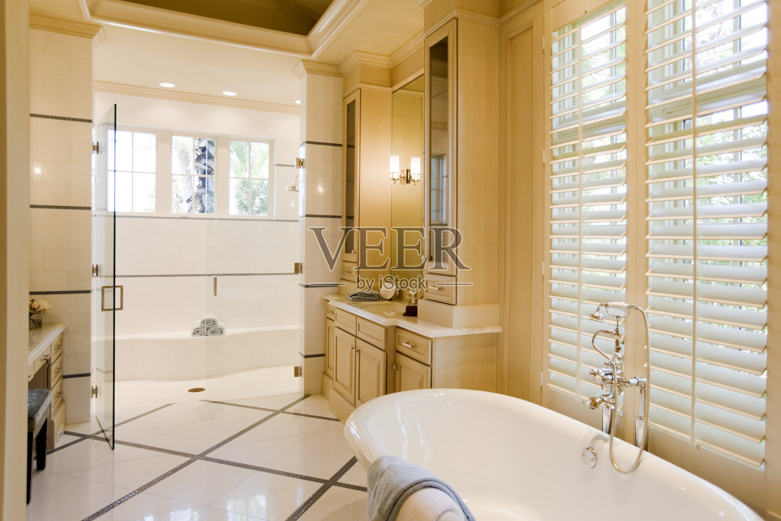 奢侈品定制的浴室照片摄影图片