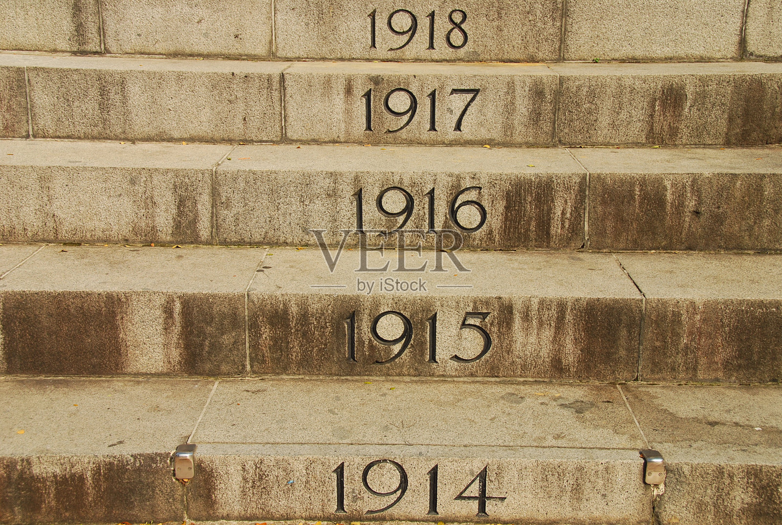 战争的步伐照片摄影图片