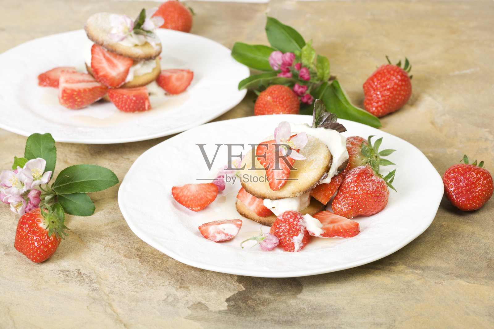 草莓蛋糕短照片摄影图片