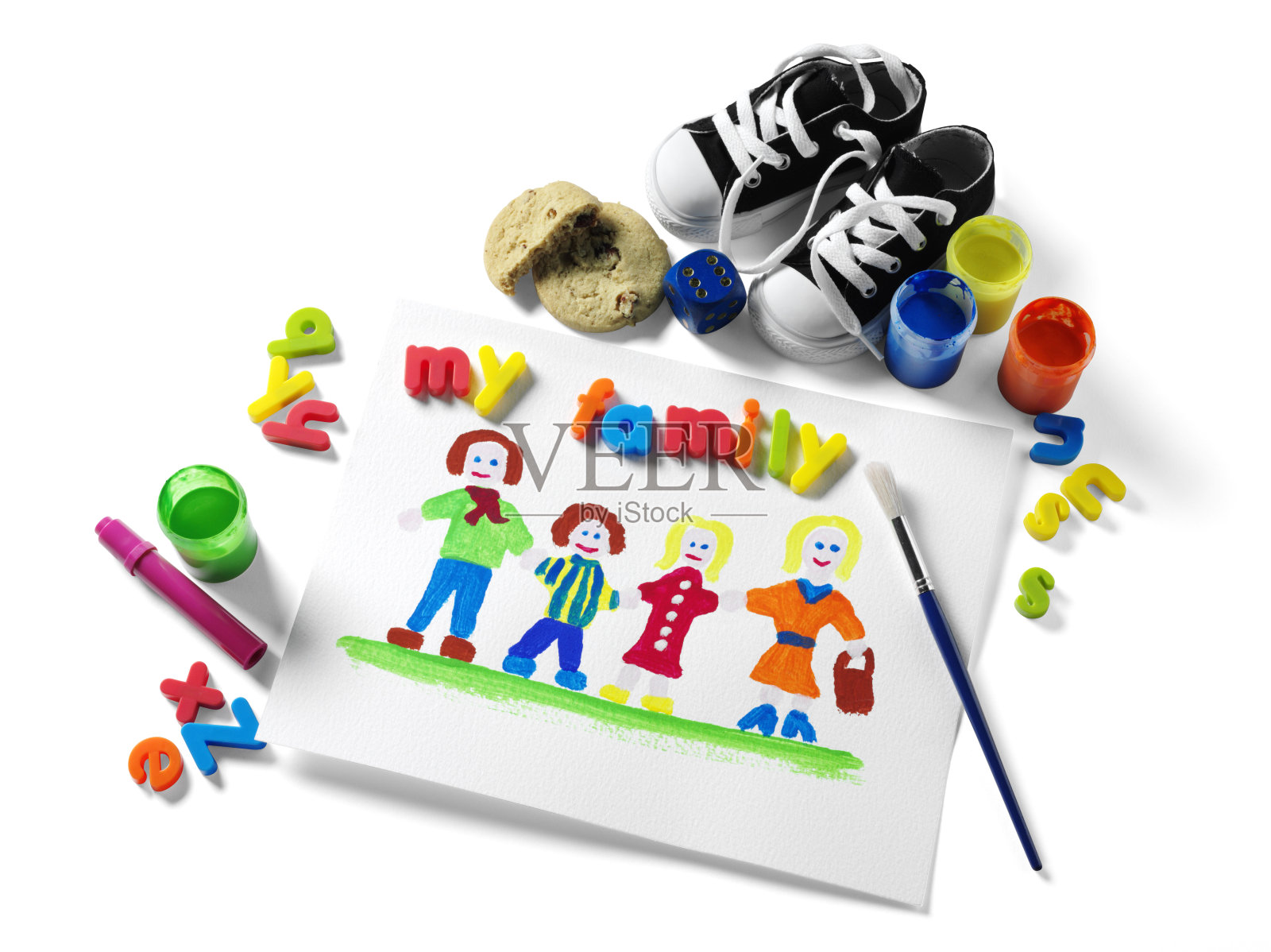 我的家庭画的一个孩子照片摄影图片