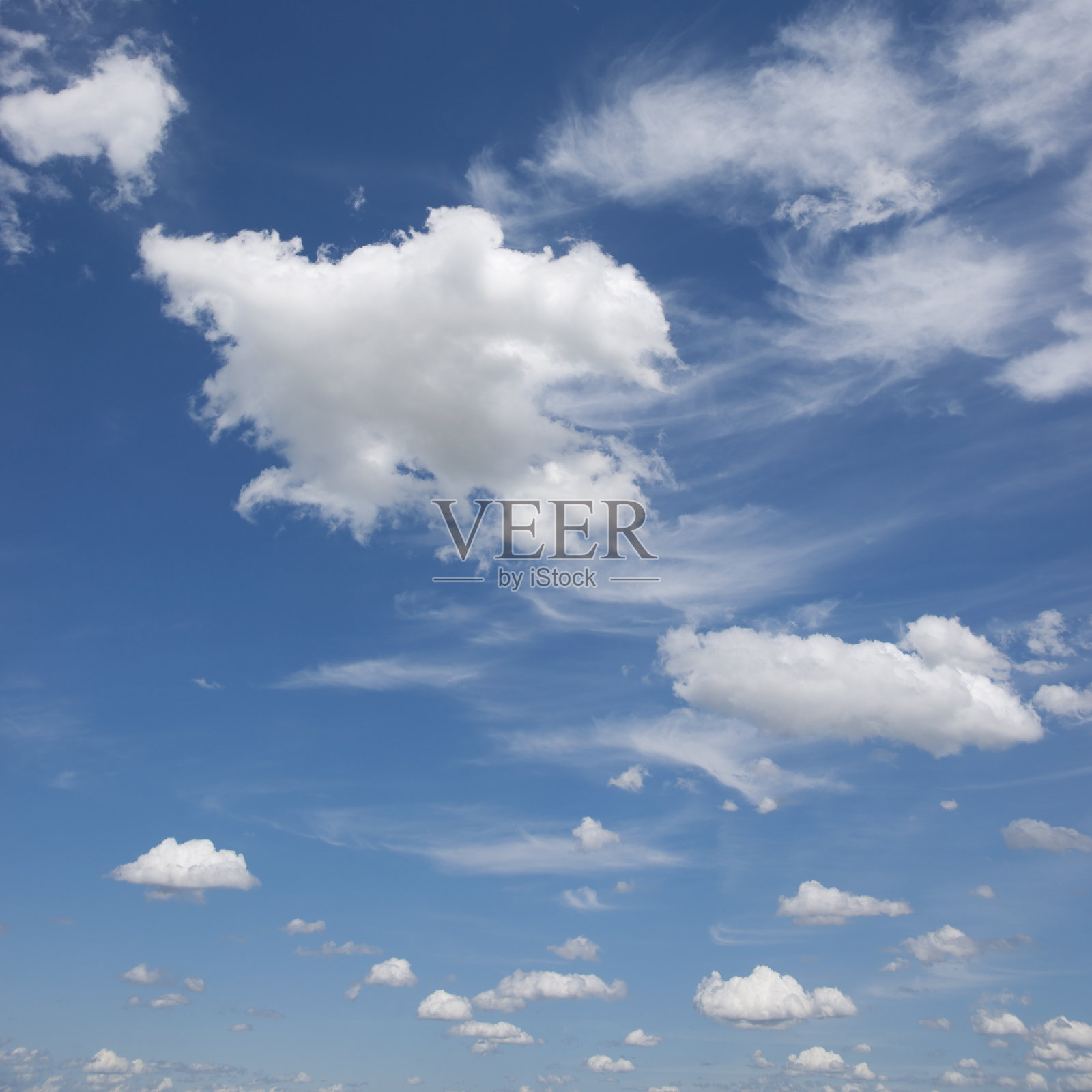 天空只有戏剧性的云背景照片摄影图片