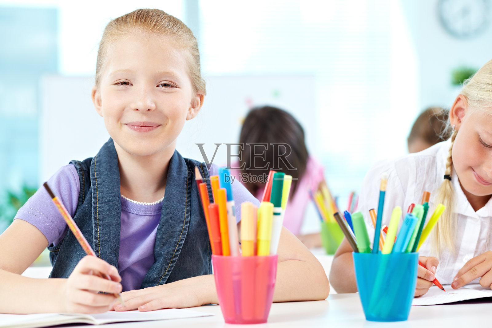 小徒弟照片摄影图片