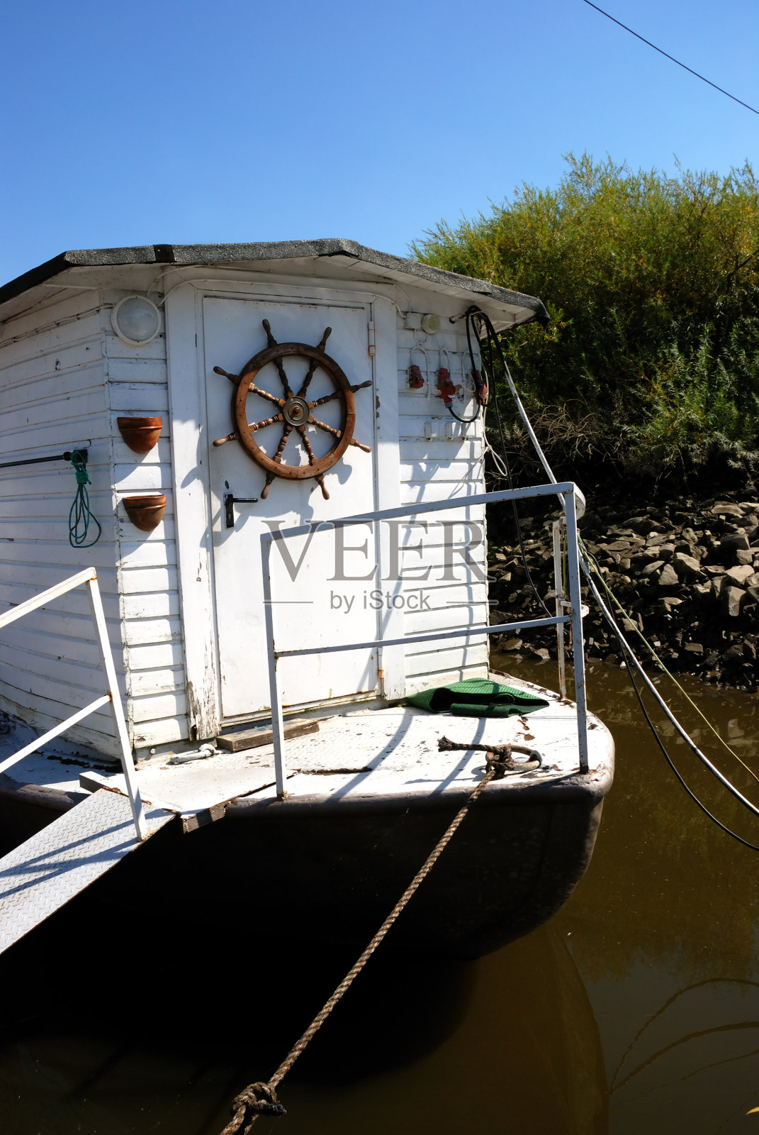 破旧的船屋照片摄影图片
