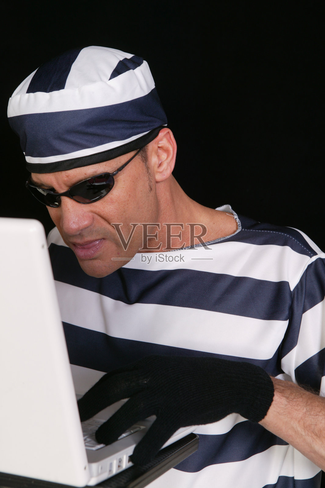 沉迷于电脑或黑客照片摄影图片