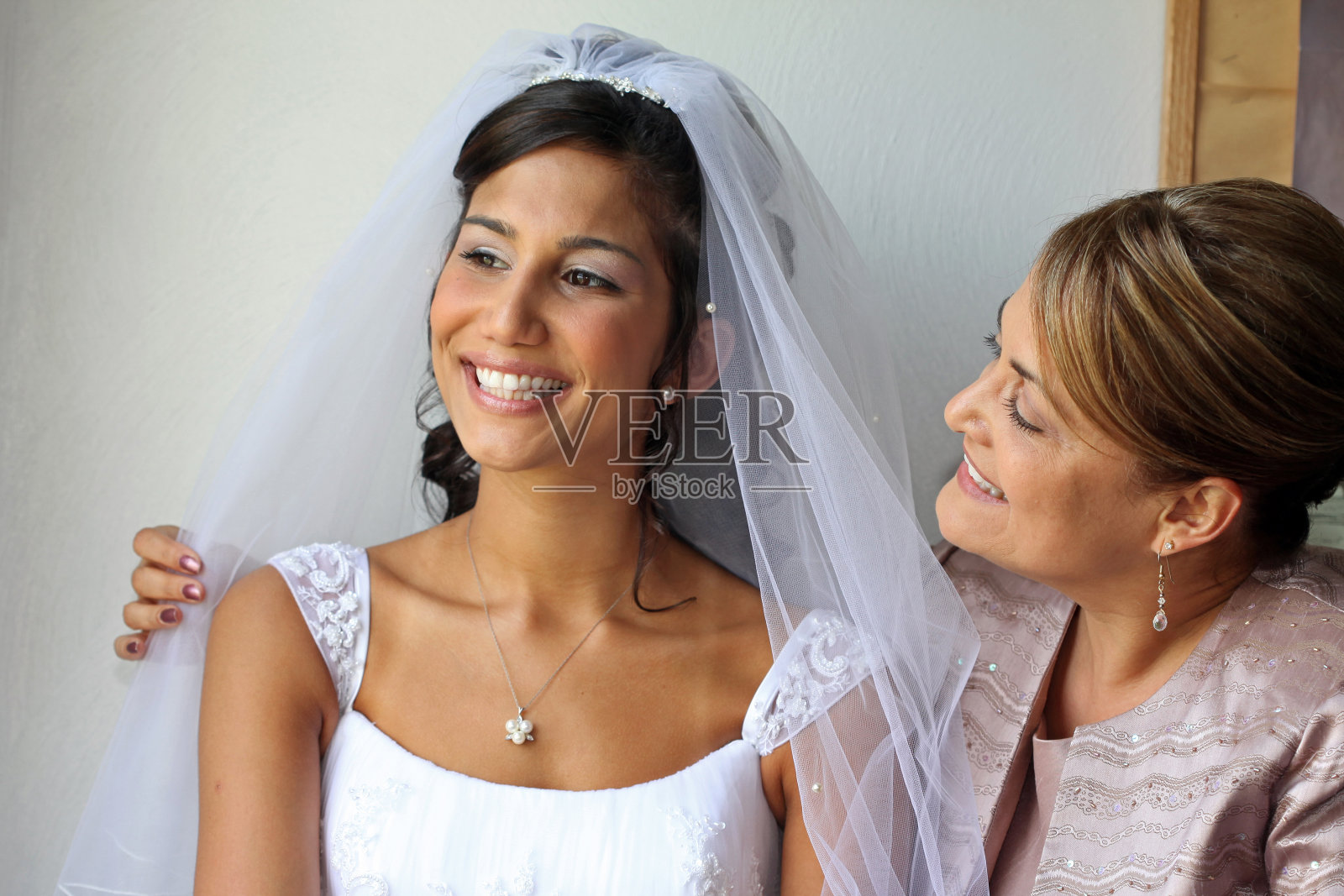 新娘的母亲照片摄影图片