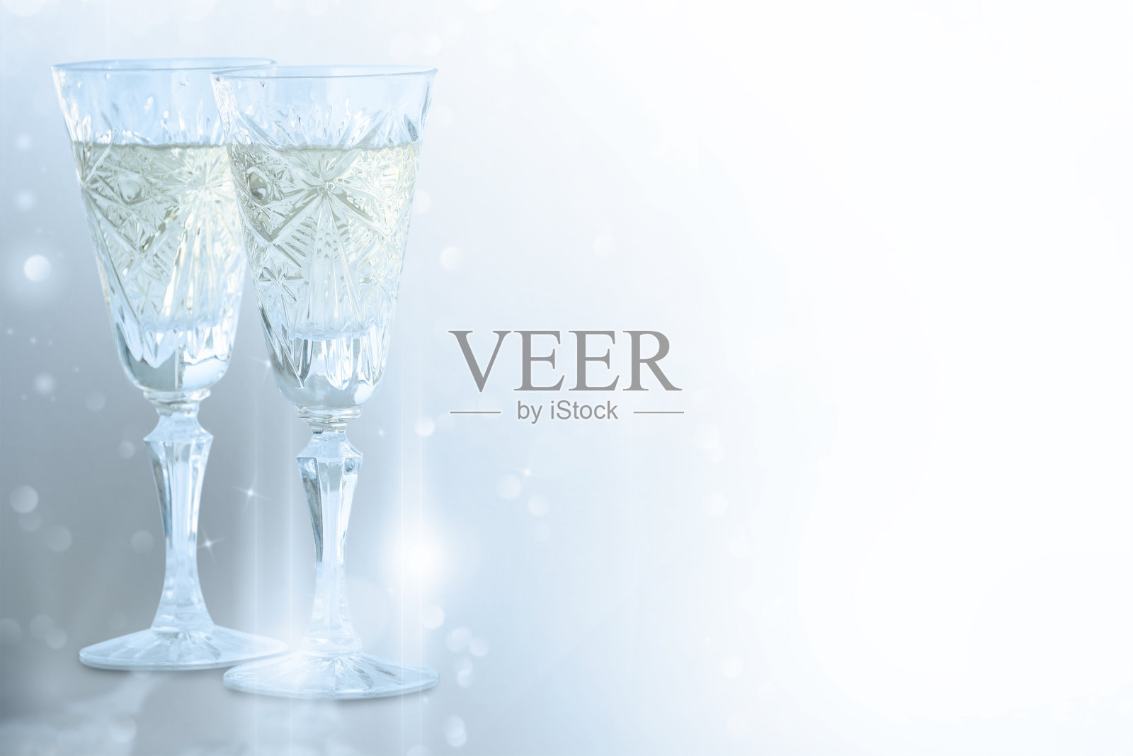 两杯香槟照片摄影图片