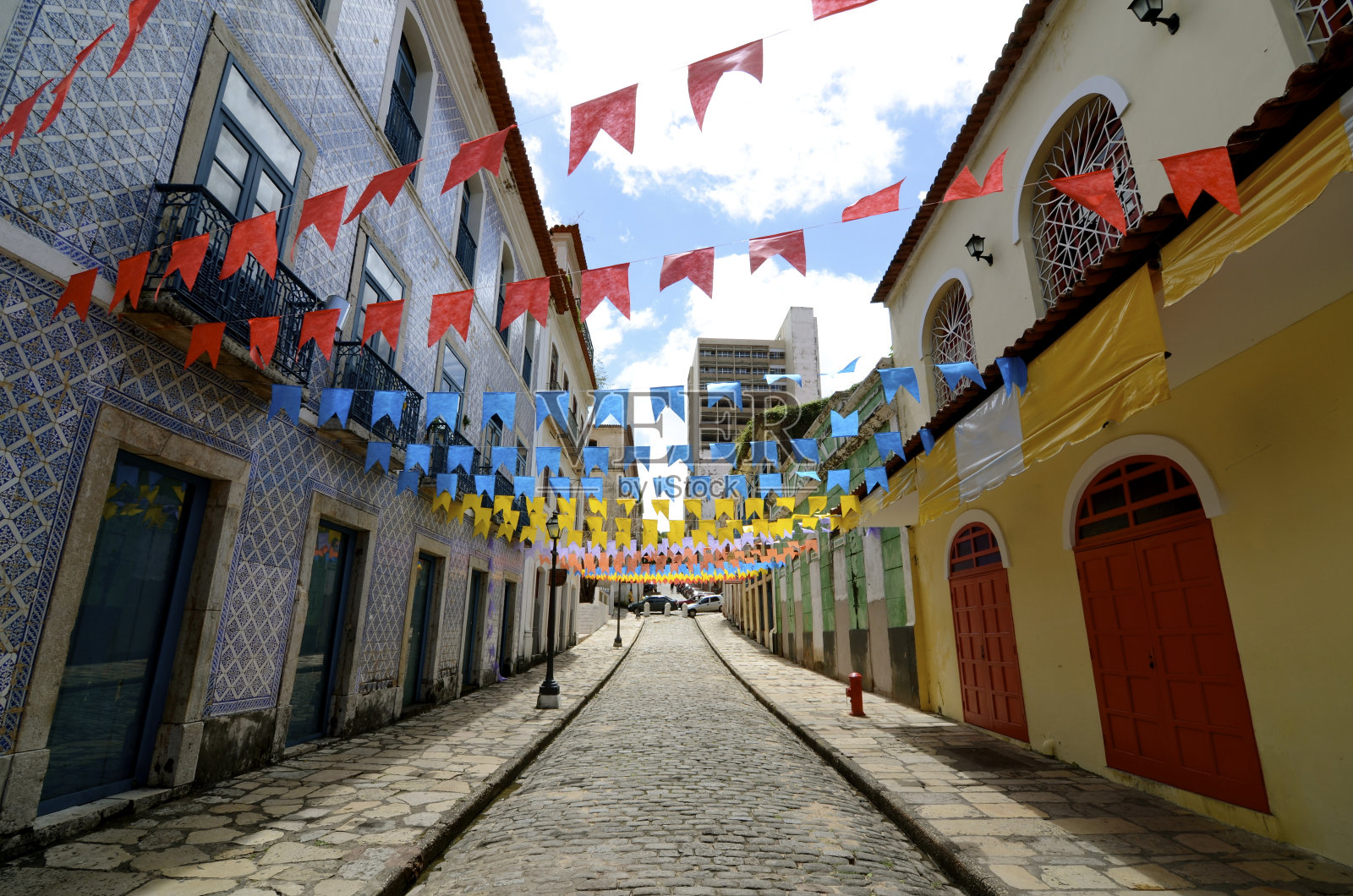 色彩斑斓的建筑装饰照片摄影图片