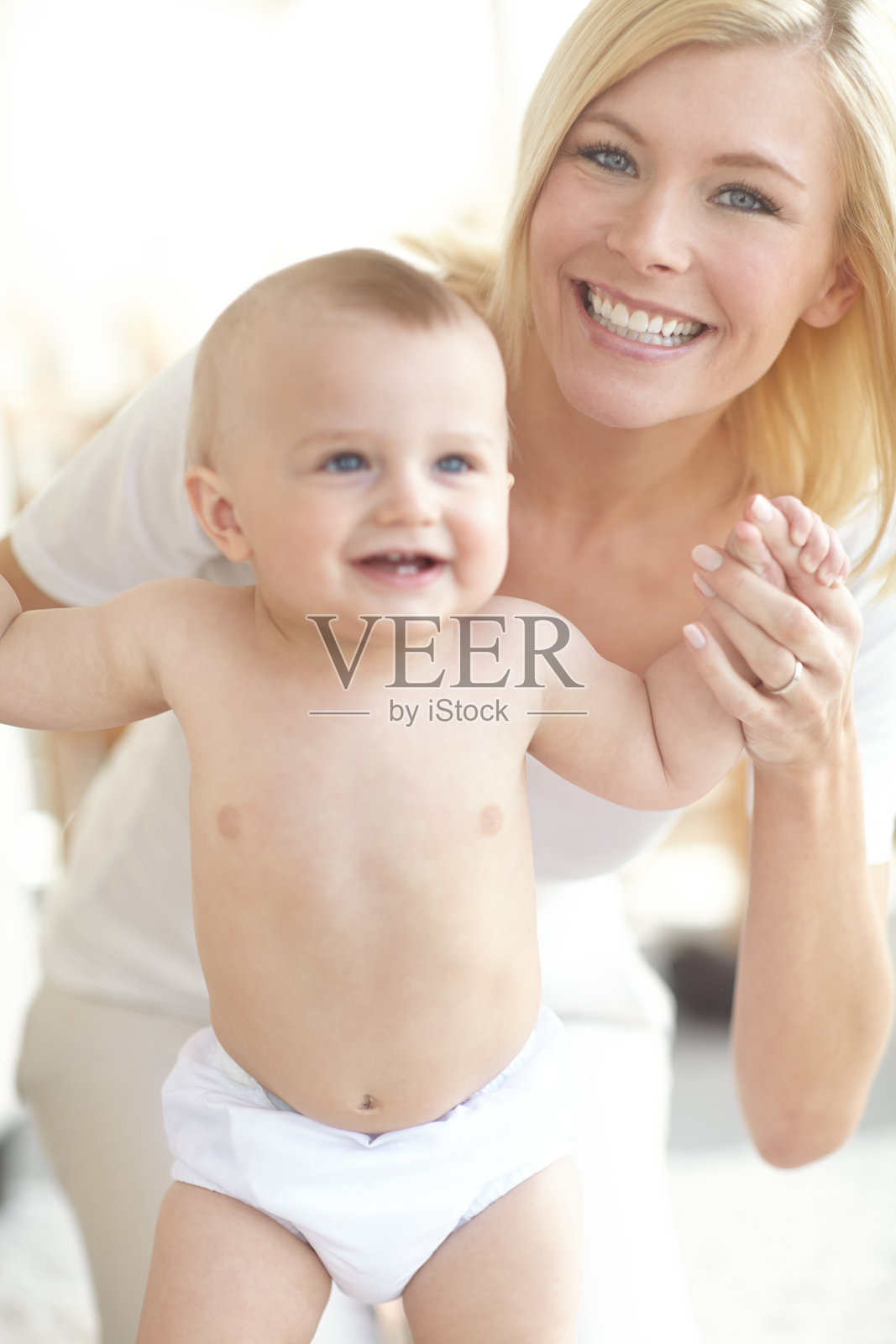 太可爱了!照片摄影图片