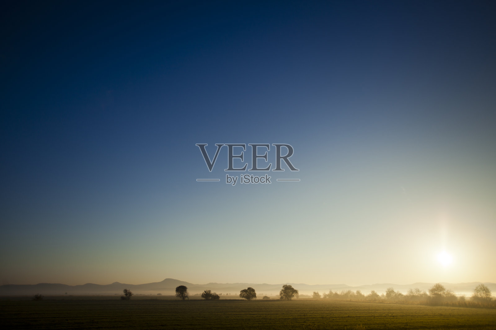 农村的日出照片摄影图片