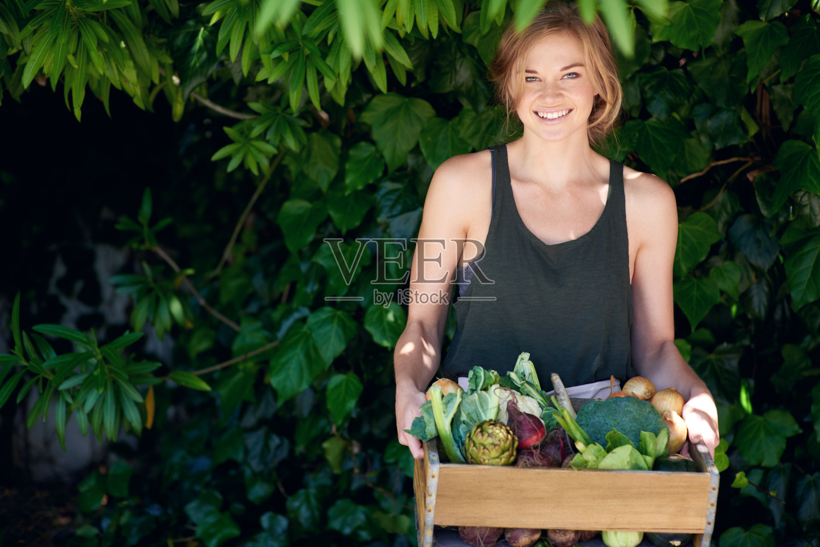 省钱是最简单的方法照片摄影图片