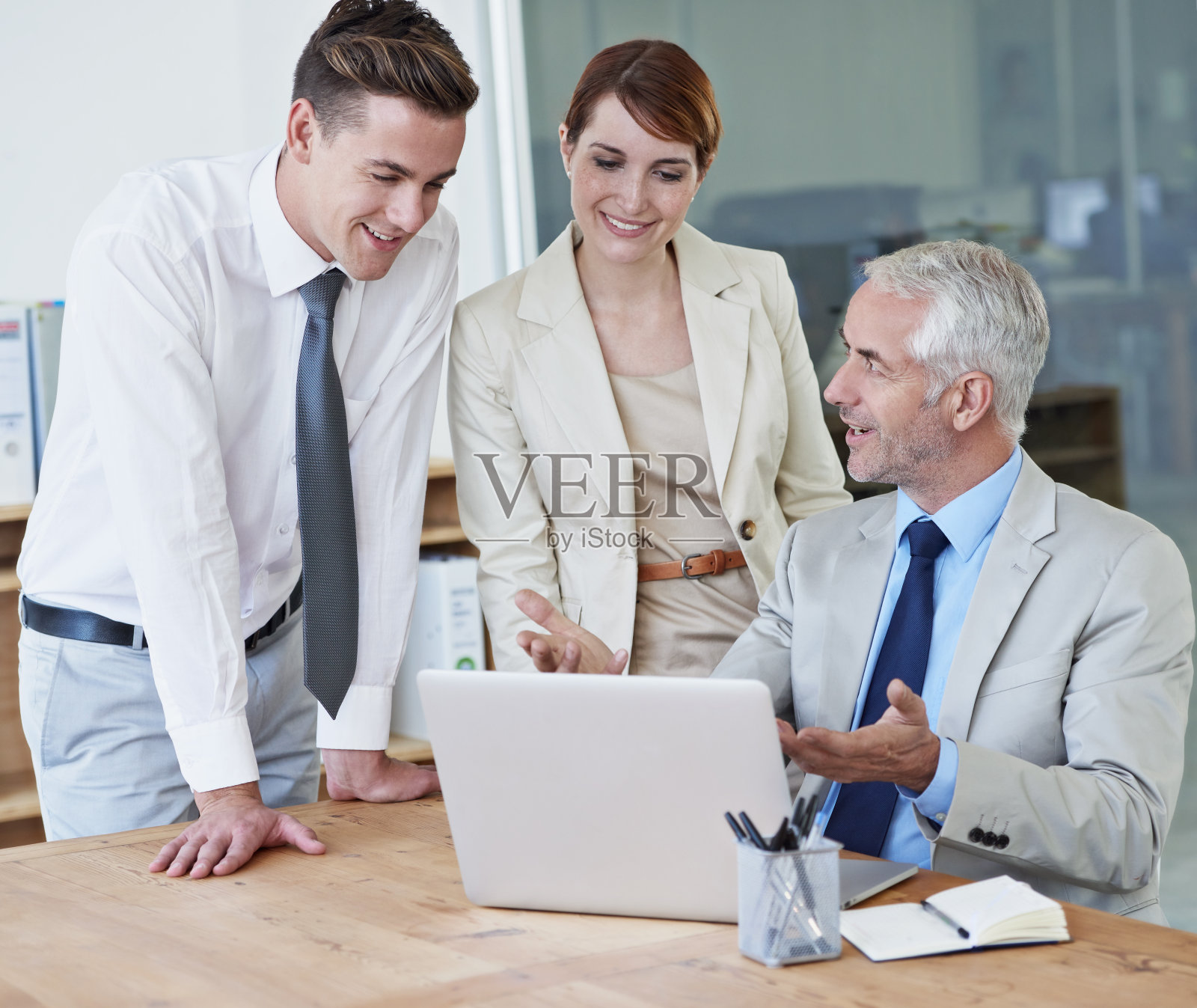 我真的很喜欢你们俩在这里做的事!照片摄影图片