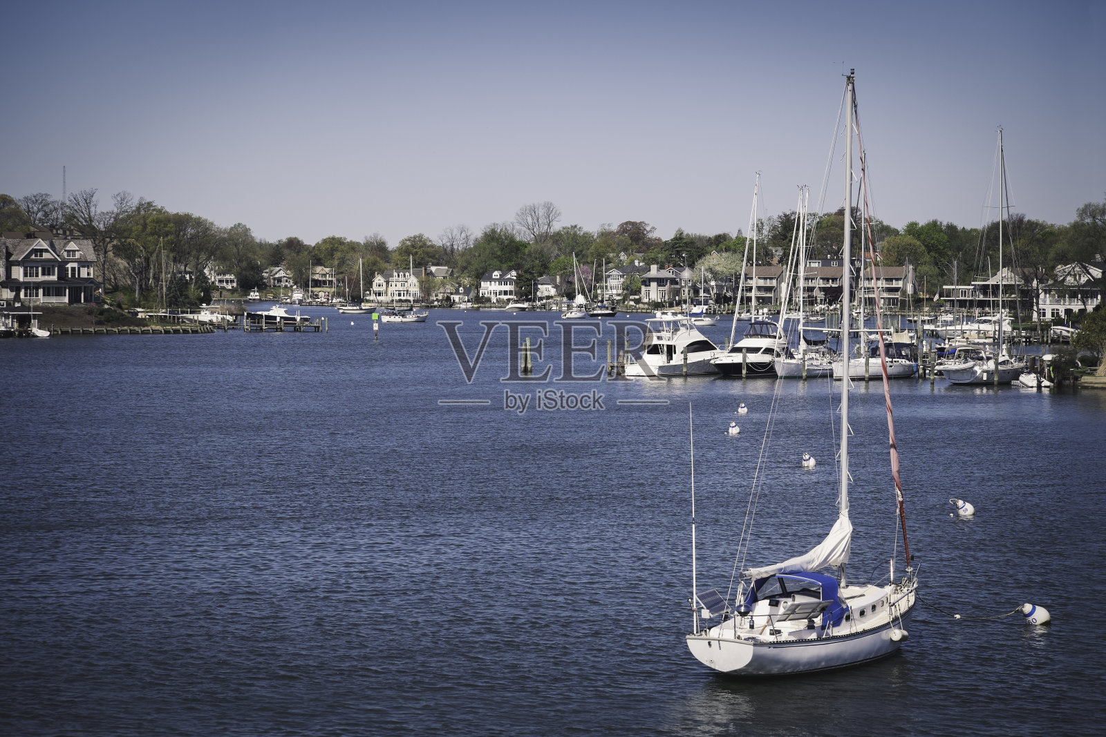 安纳波利斯-从温泉溪吊桥看照片摄影图片