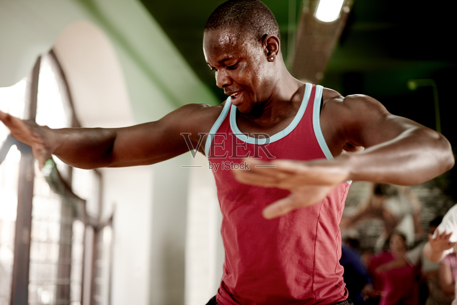 通过高强度的锻炼快速获得超级健康照片摄影图片