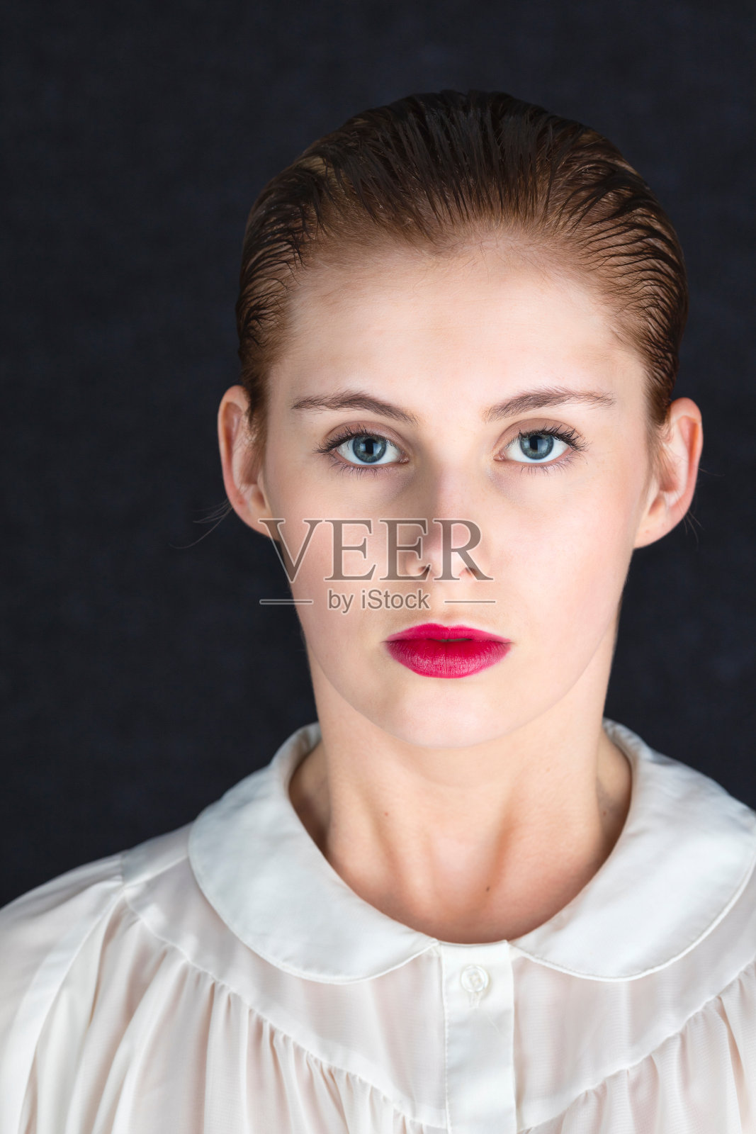 发胶少女照片摄影图片