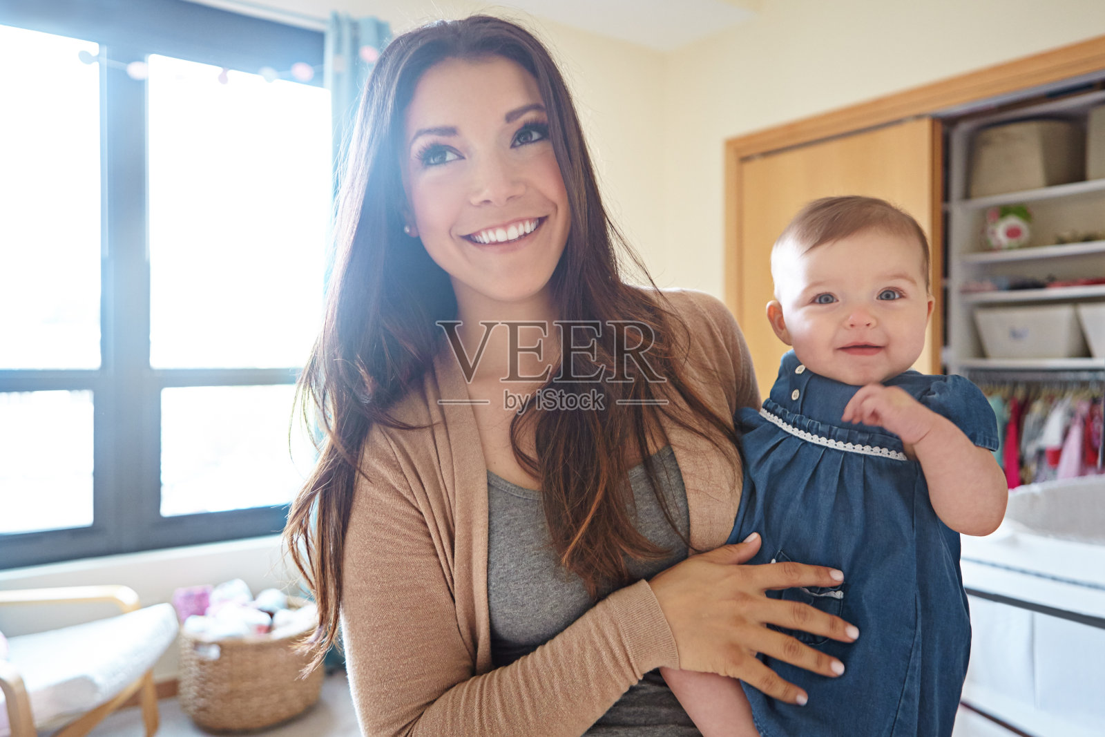 她是我的小天使照片摄影图片