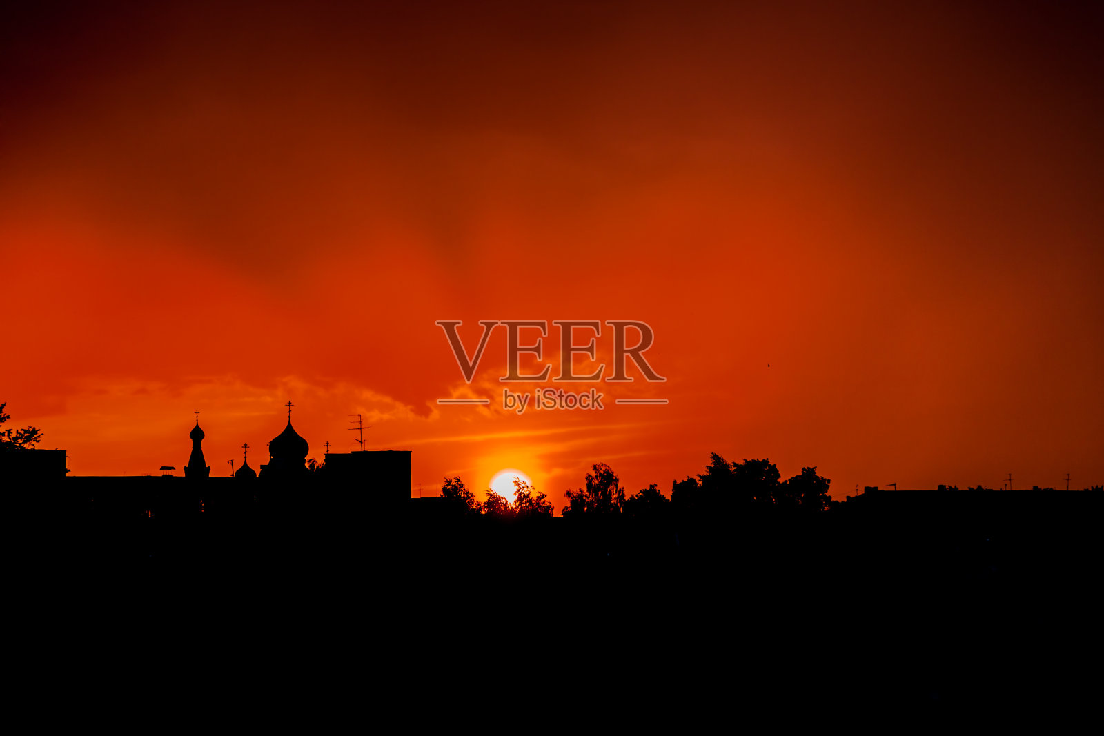 教堂剪影照片摄影图片