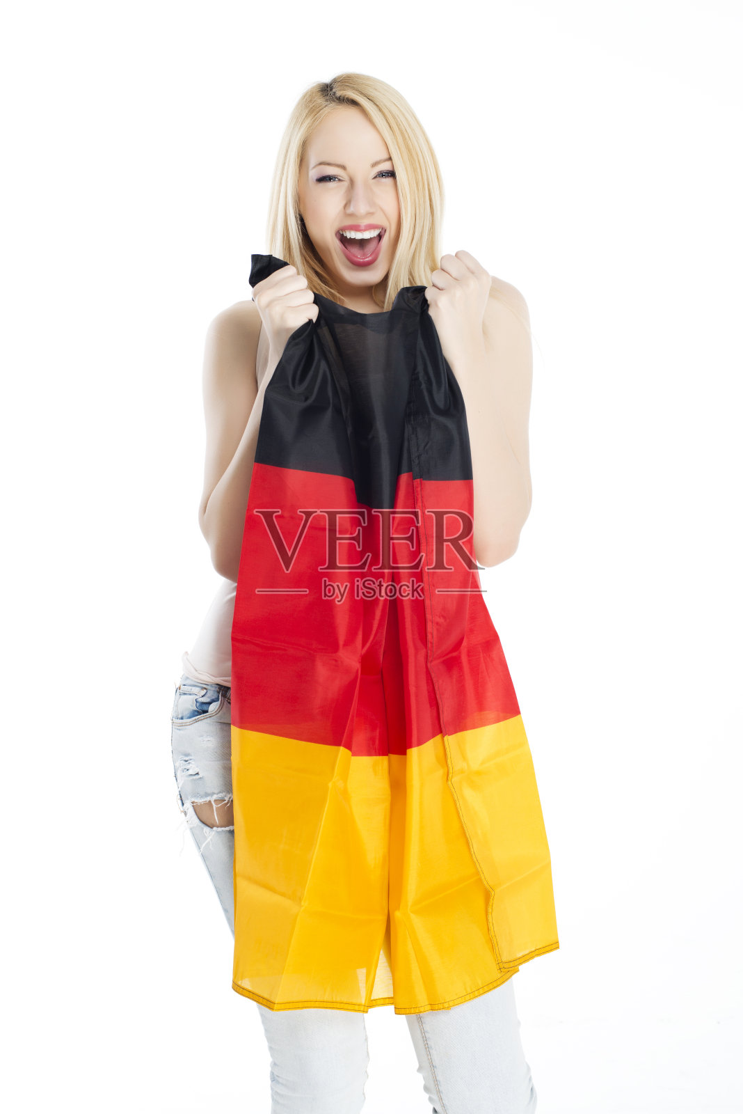 举着德国国旗的女人照片摄影图片