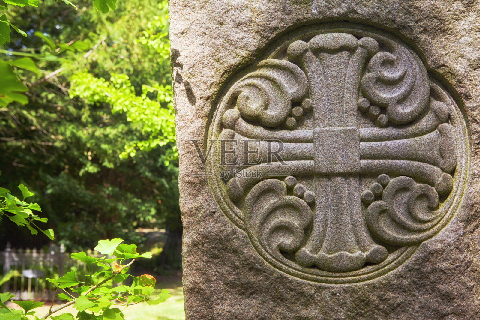 墓碑的片段。照片摄影图片