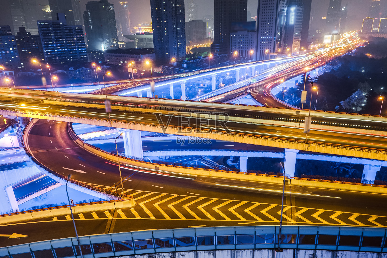 上海夜间高速公路照片摄影图片