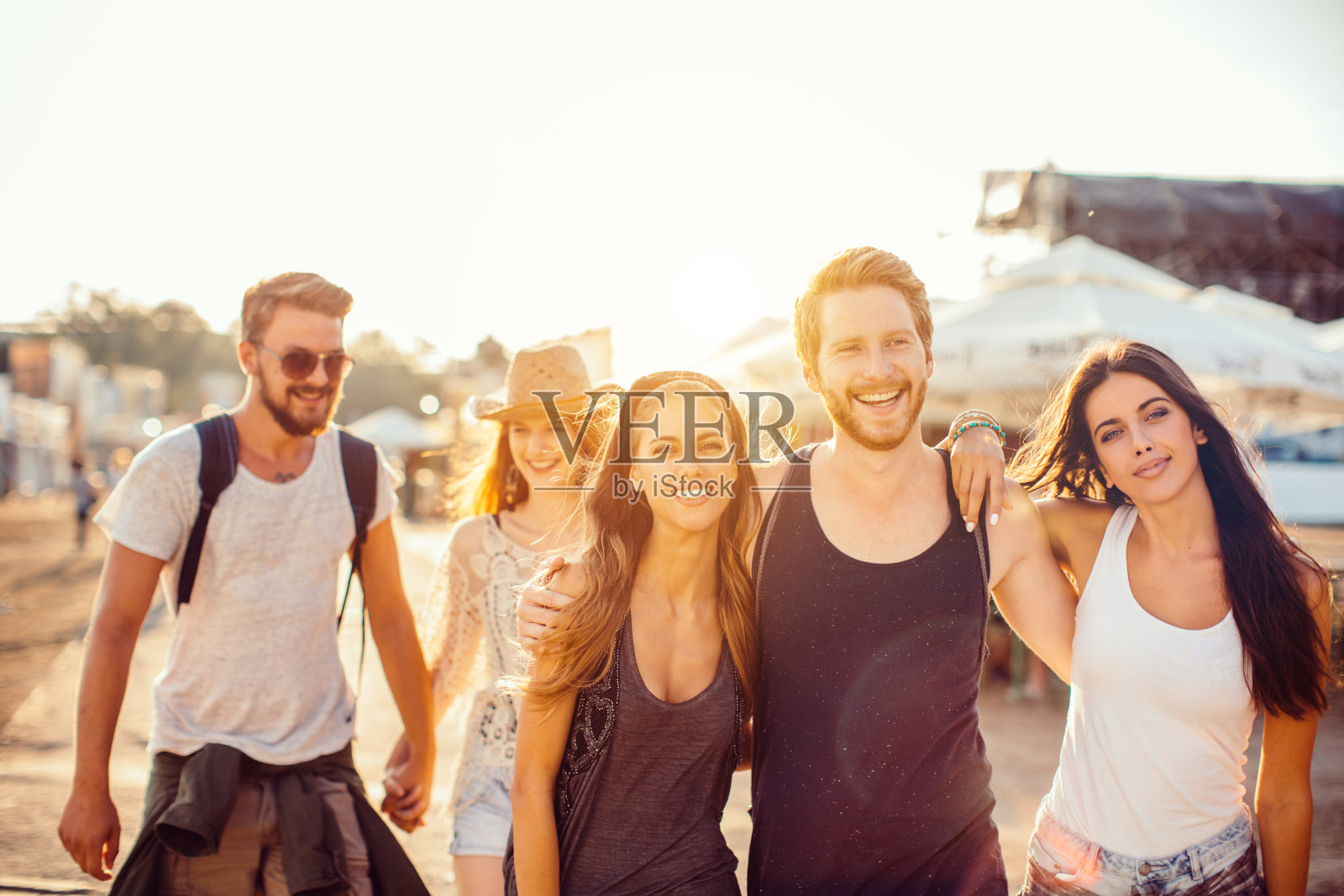 过着节日的生活照片摄影图片