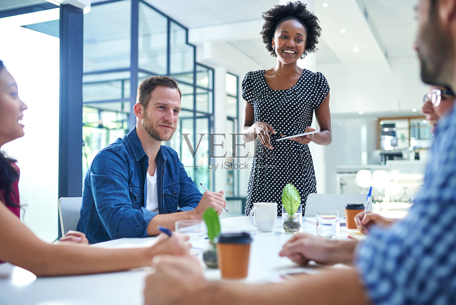 他们致力于设计照片摄影图片