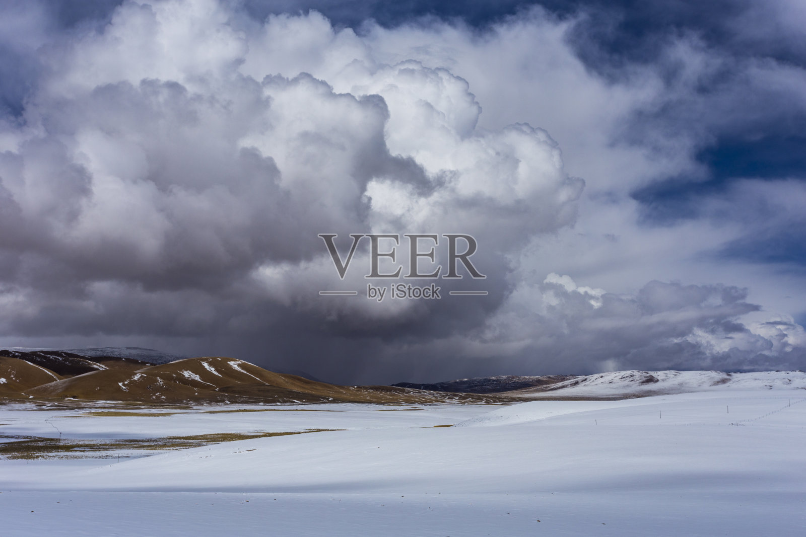 西藏景观，西藏，中国。照片摄影图片