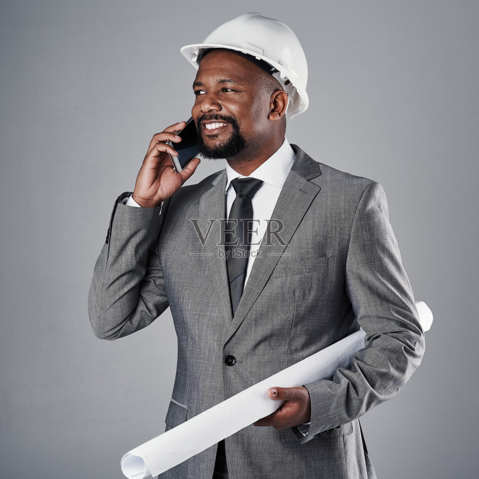 他总是和他的团队联系在一起照片摄影图片