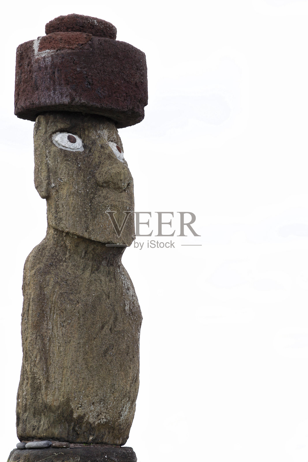 智利复活节岛上 Ahu Ko Te Riku 的摩艾石像照片摄影图片