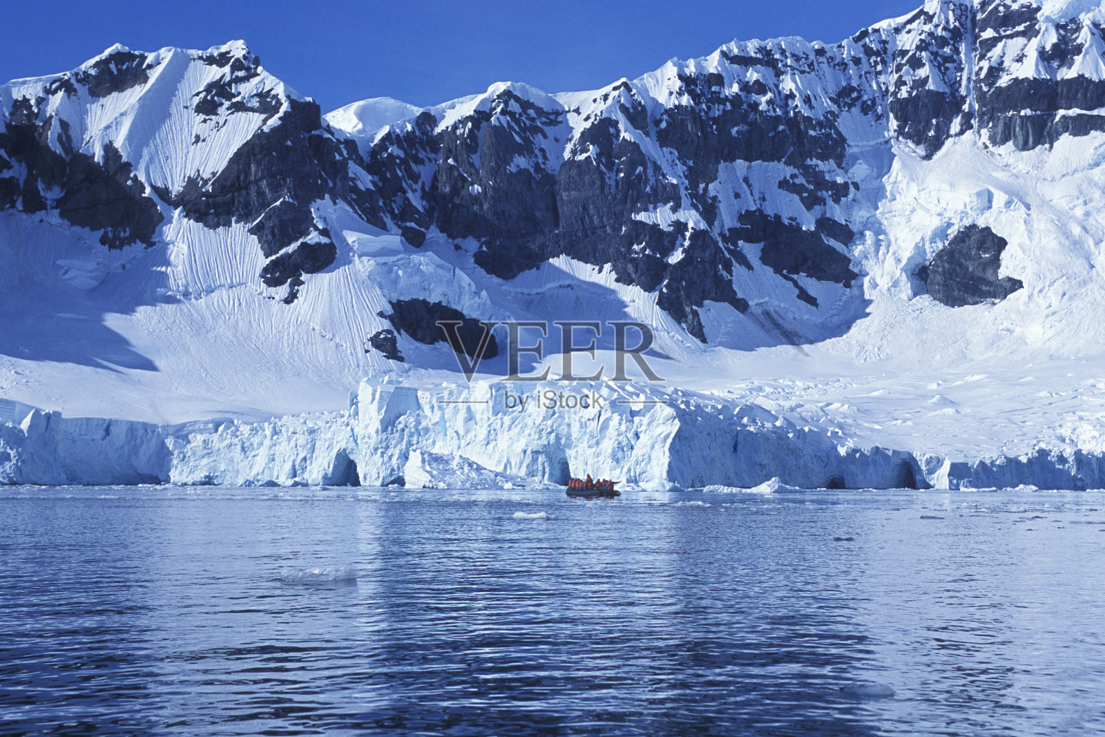 南极洲的雪山照片摄影图片