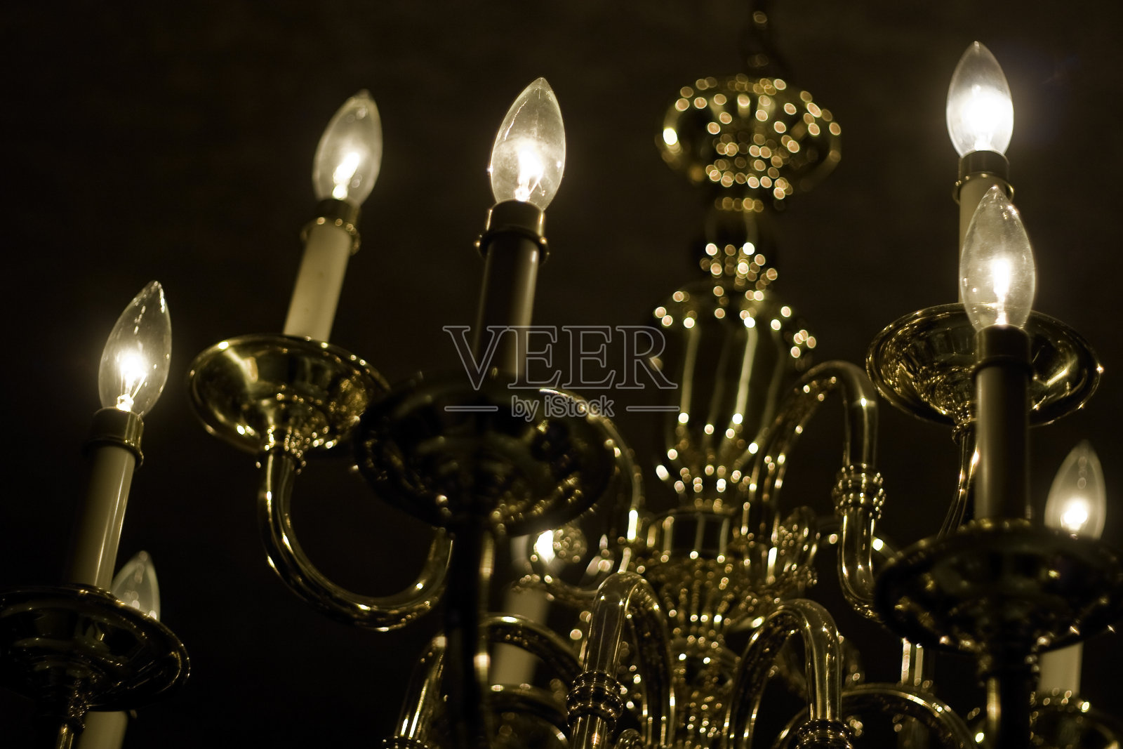 黄铜吊灯照片摄影图片