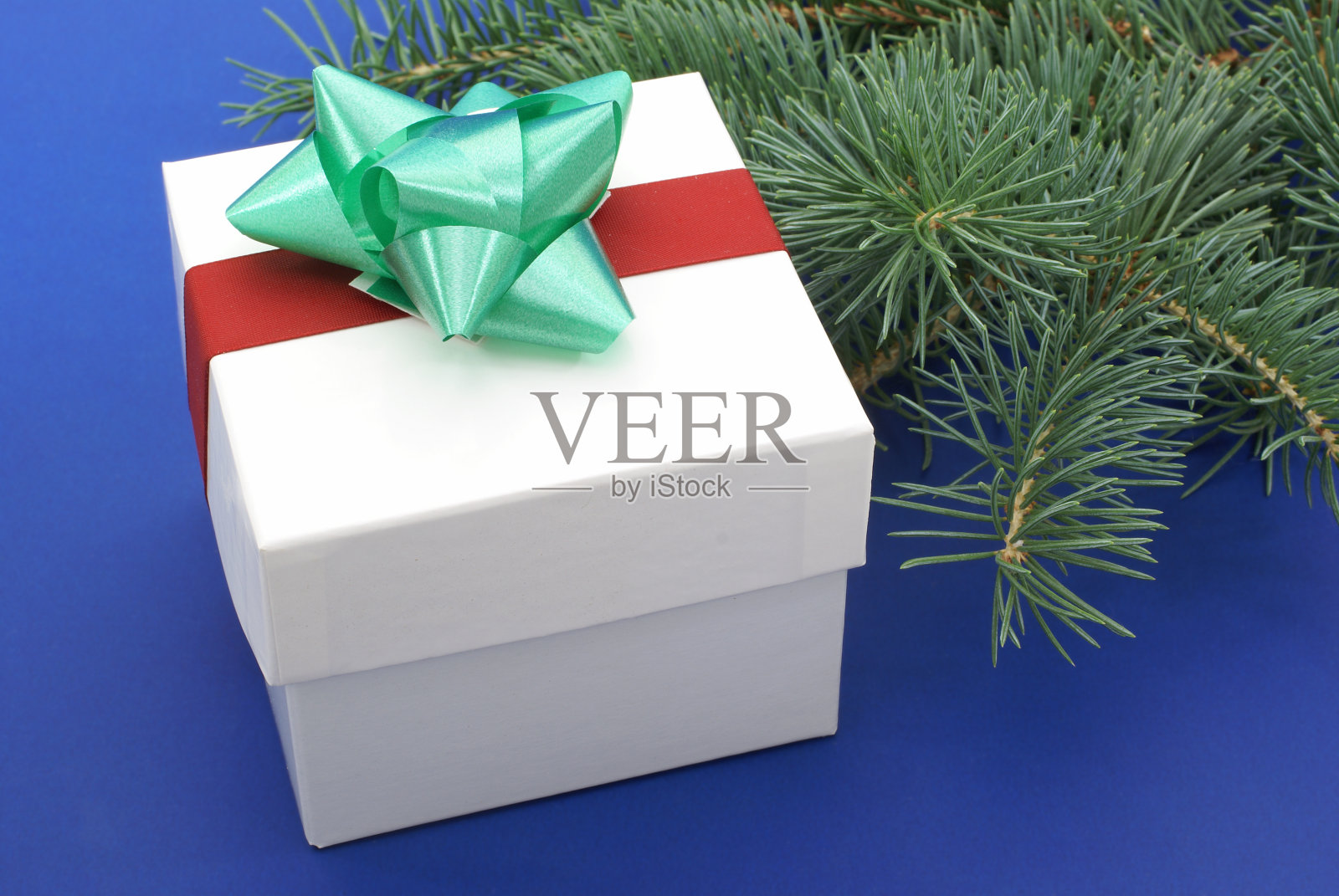 装饰圣诞礼品盒照片摄影图片