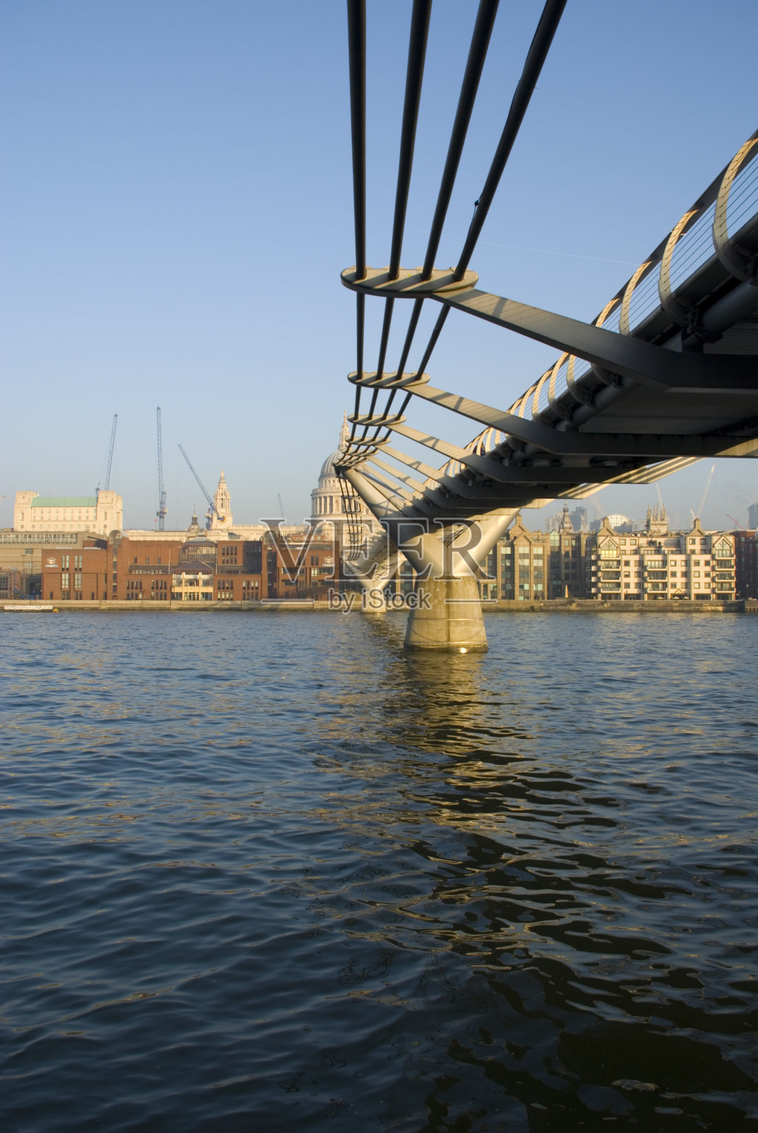 千禧桥照片摄影图片