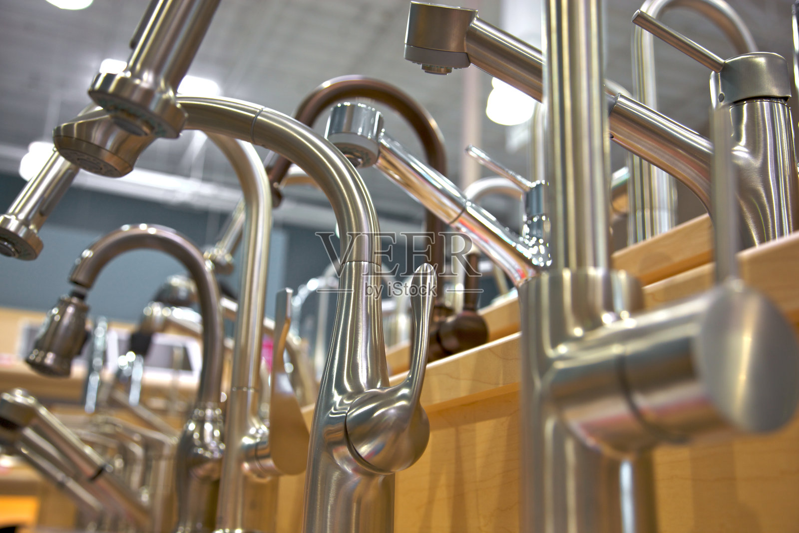 水龙头出售照片摄影图片